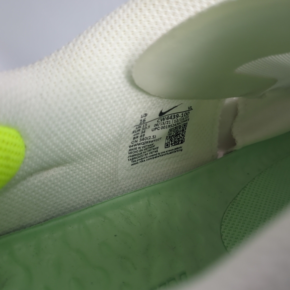 Nike huarache cleet sz 16 - Picture 9 of 10